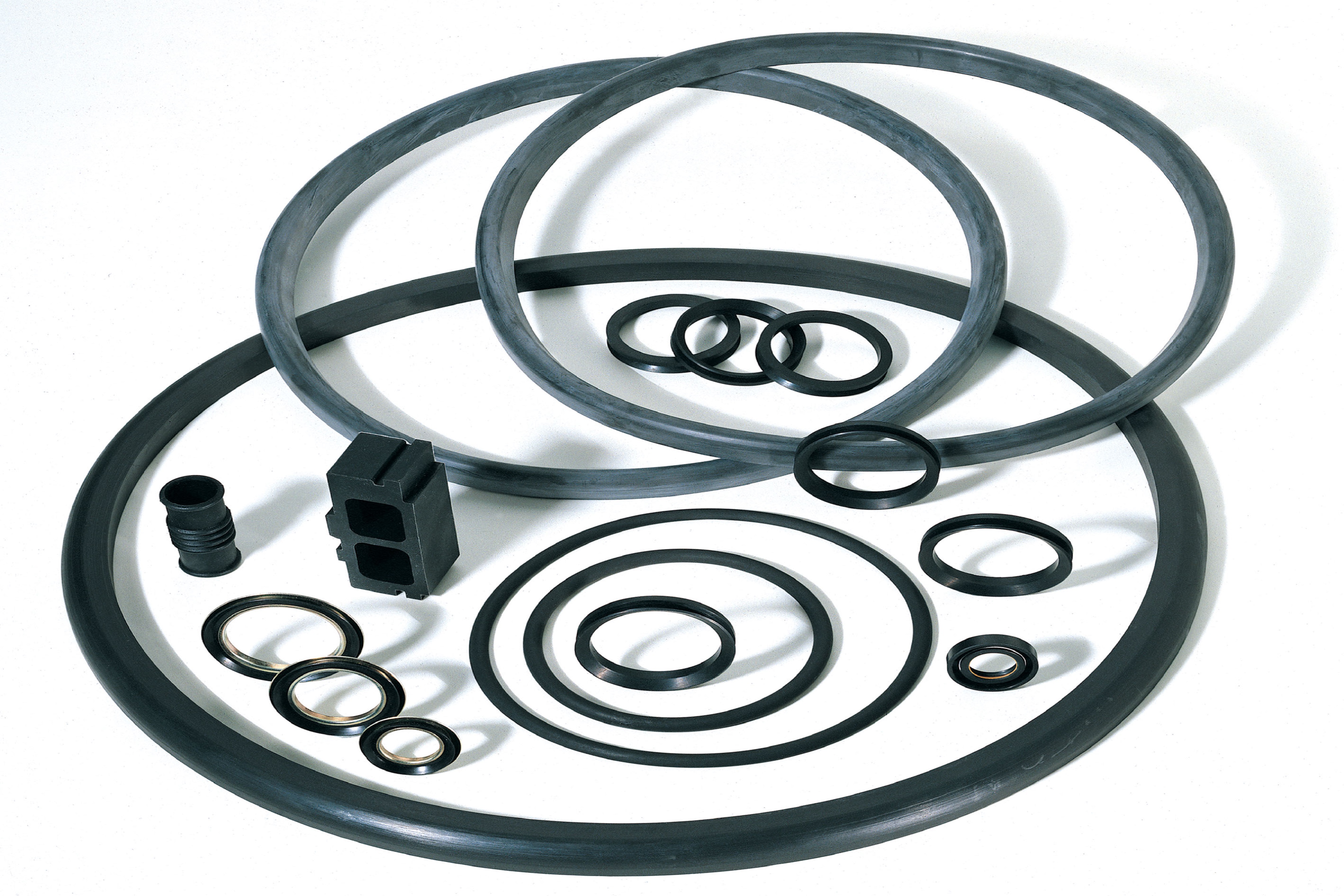 Qnity Unveils Cutting-Edge Sealing Solutions for Oil & Gas Industry at CIPPE 2023